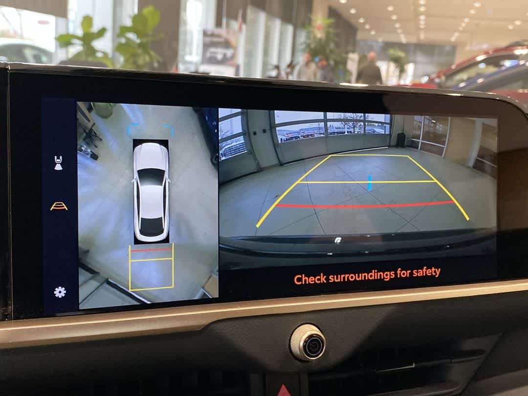 Thumbnail: 2026 Toyota Crown - 18