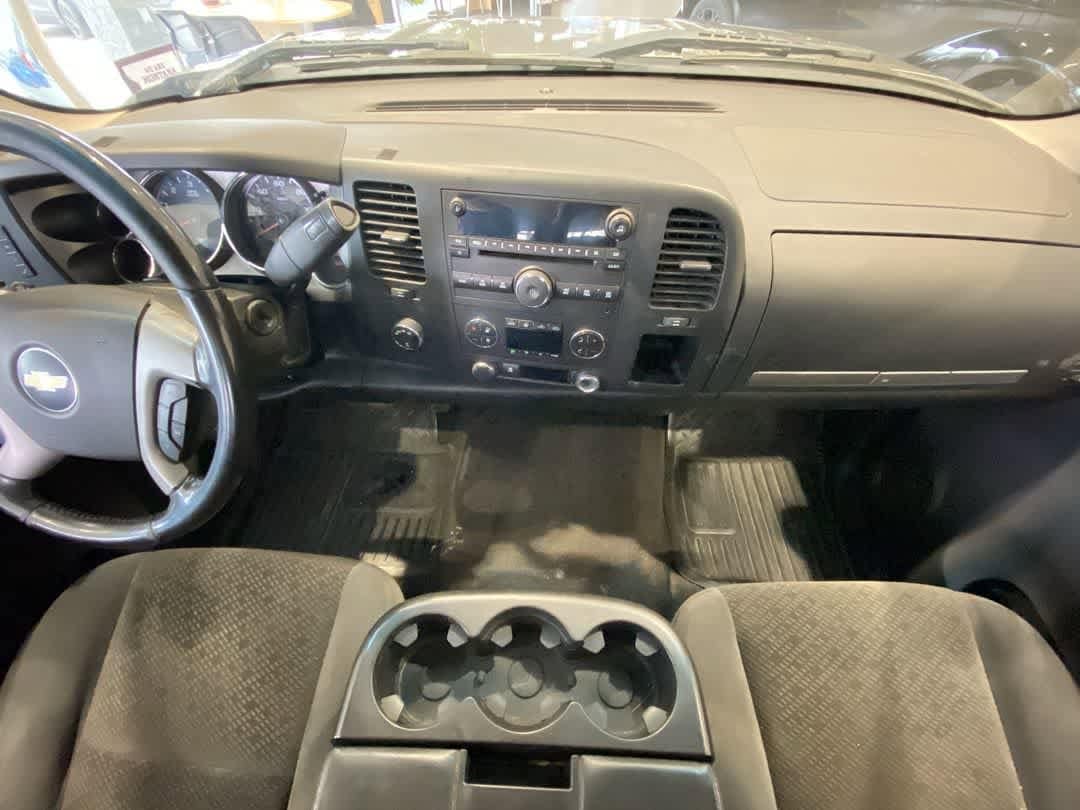 Thumbnail: 2008 Chevrolet Silverado 1500 - 22