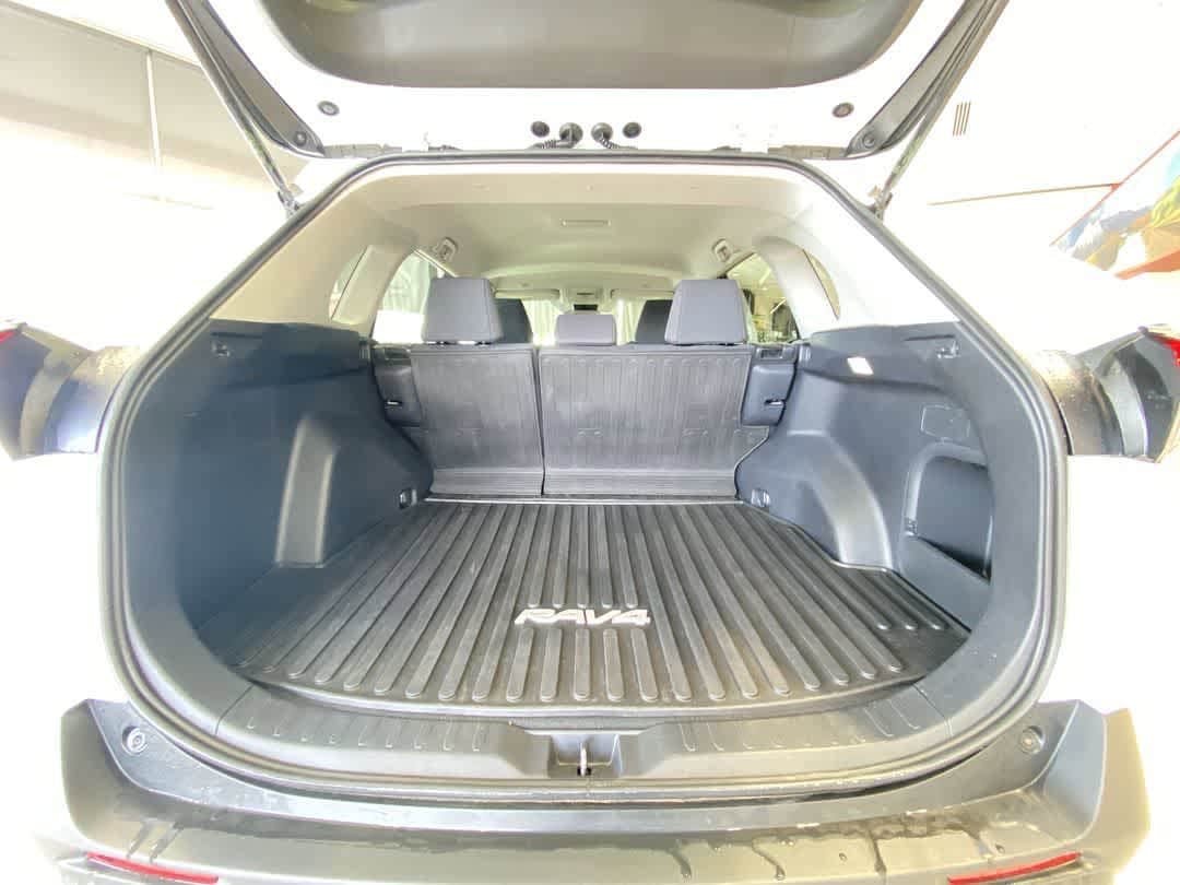 Thumbnail: 2024 Toyota RAV4 - 25