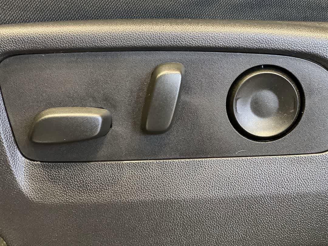 Thumbnail: 2023 Chevrolet Silverado 1500 - 15