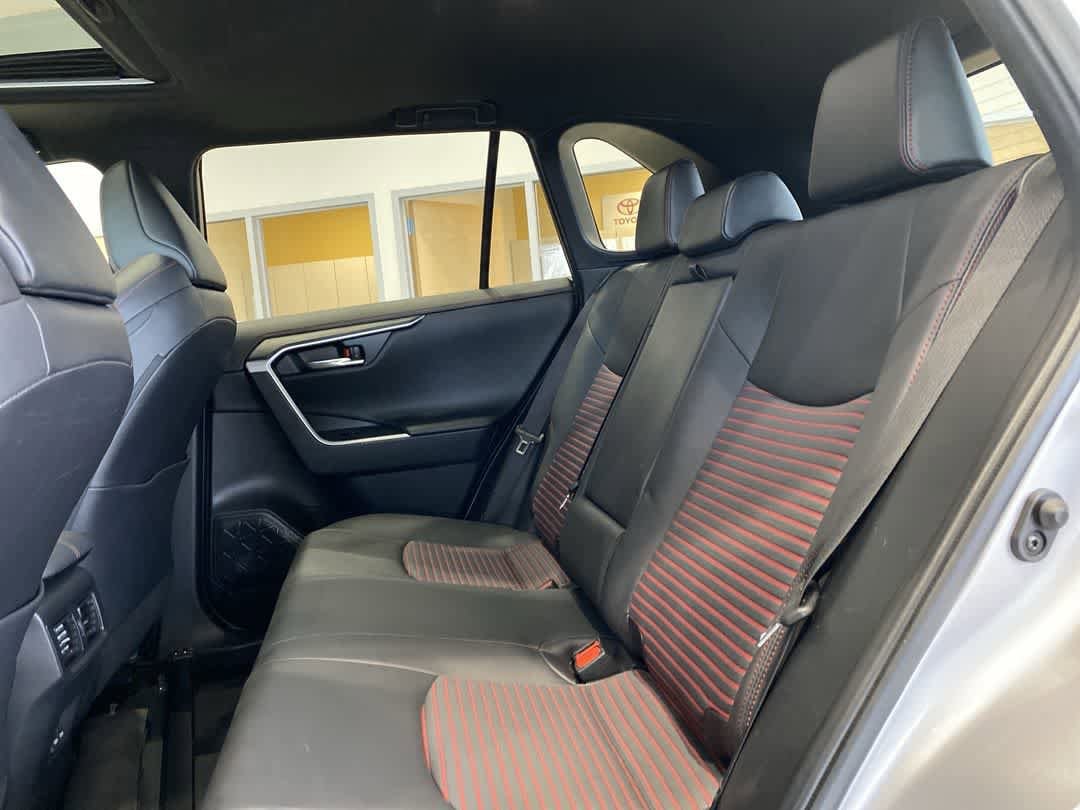 Thumbnail: 2023 Toyota RAV4 - 22