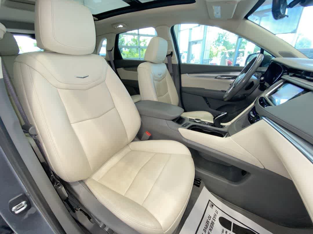 Thumbnail: 2020 Cadillac XT5 - 28