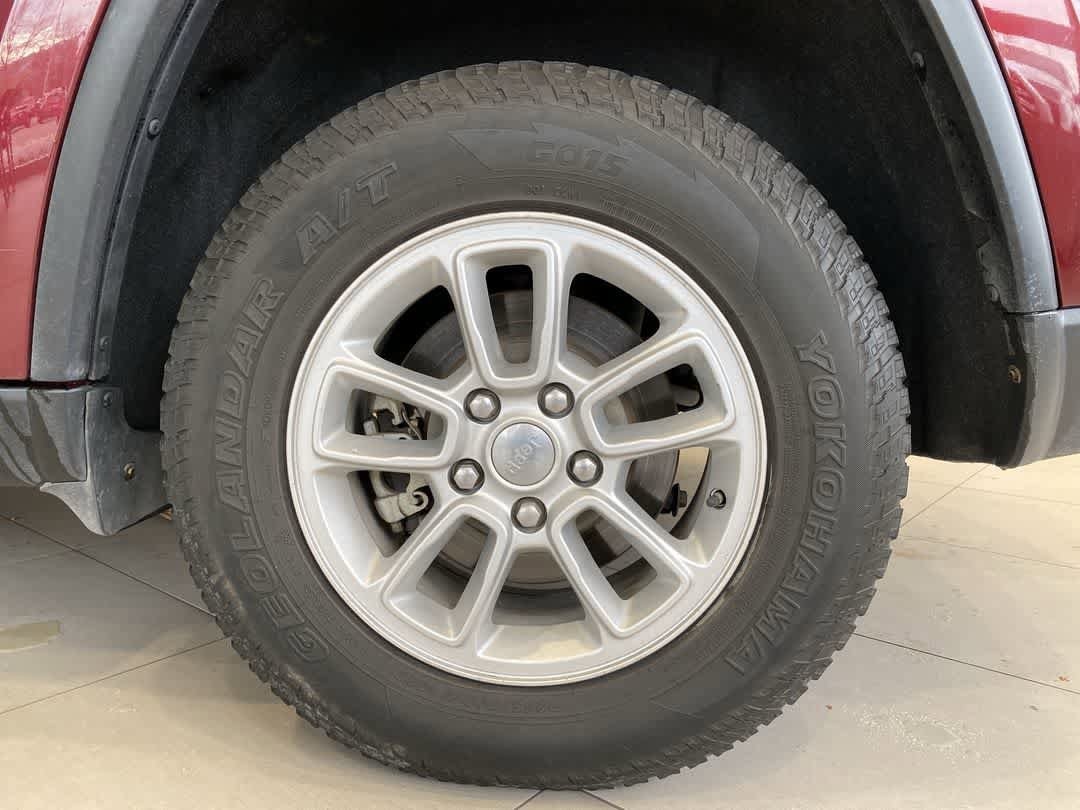 Thumbnail: 2020 Jeep Grand Cherokee - 11