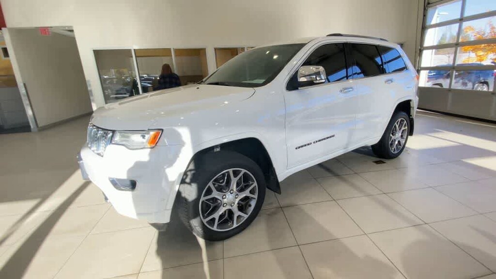 Used 2020 Jeep Grand Cherokee Overland SUV