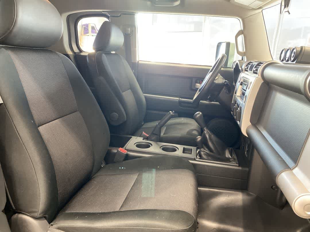 Thumbnail: 2008 Toyota FJ Cruiser - 22