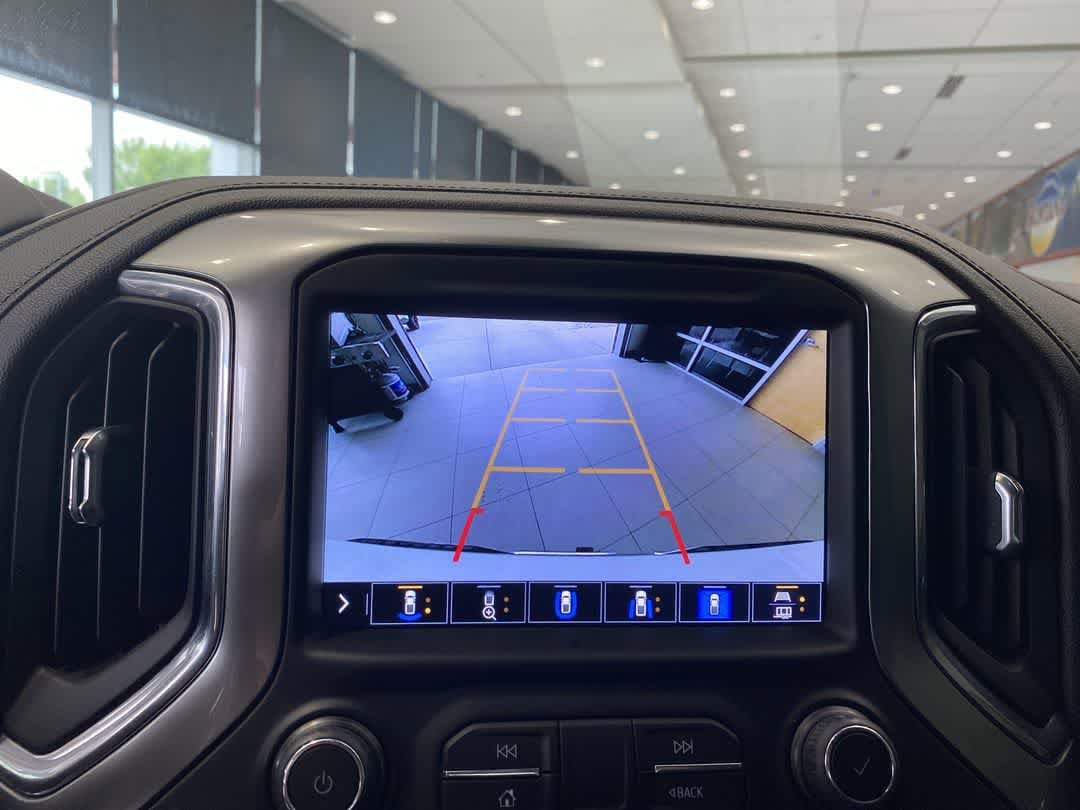 Thumbnail: 2022 Chevrolet Silverado 1500 - 19