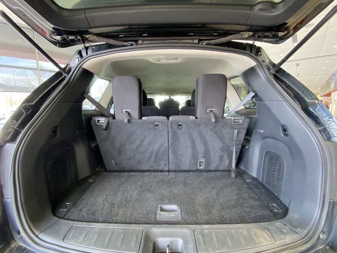 Thumbnail: 2017 Nissan Pathfinder - 26