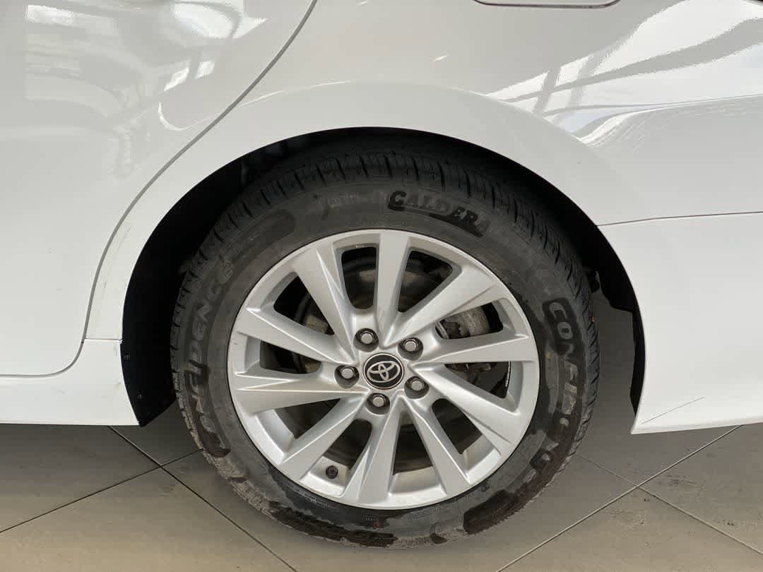 Thumbnail: 2022 Toyota Camry - 13