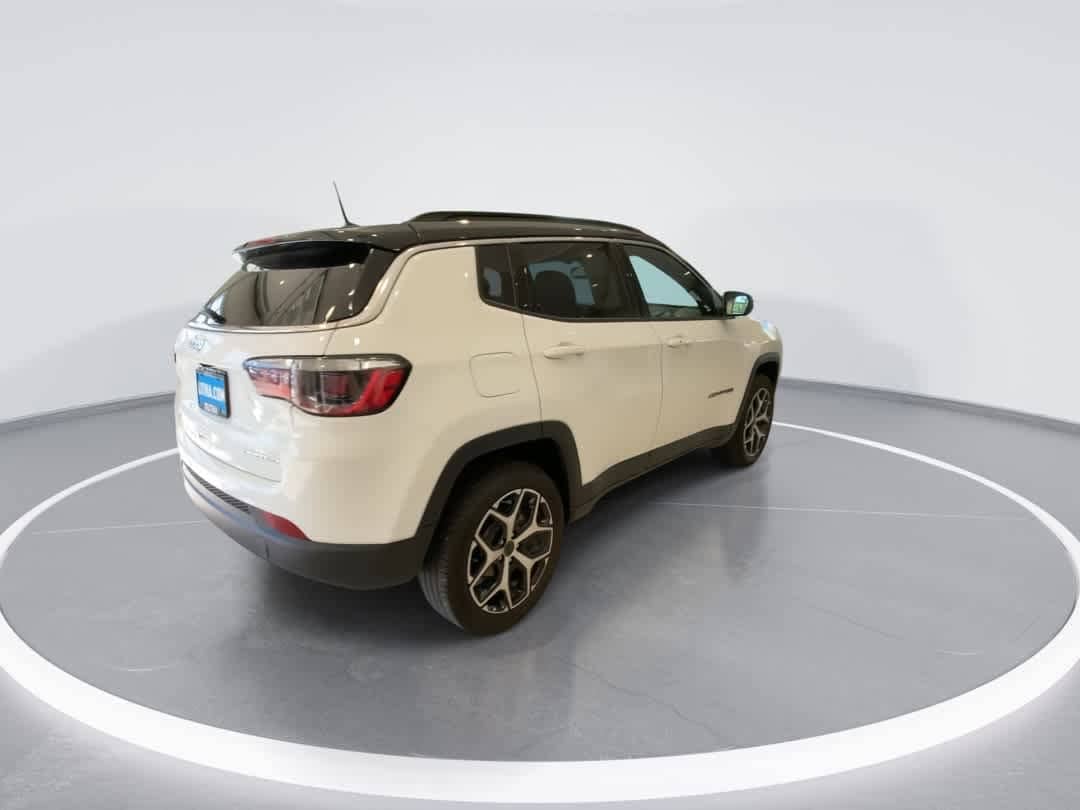 Thumbnail: 2025 Jeep Compass - 8