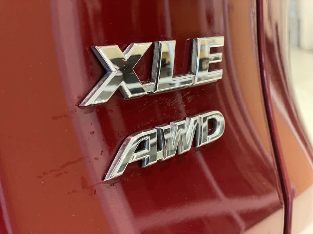 Thumbnail: 2025 Toyota RAV4 - 11