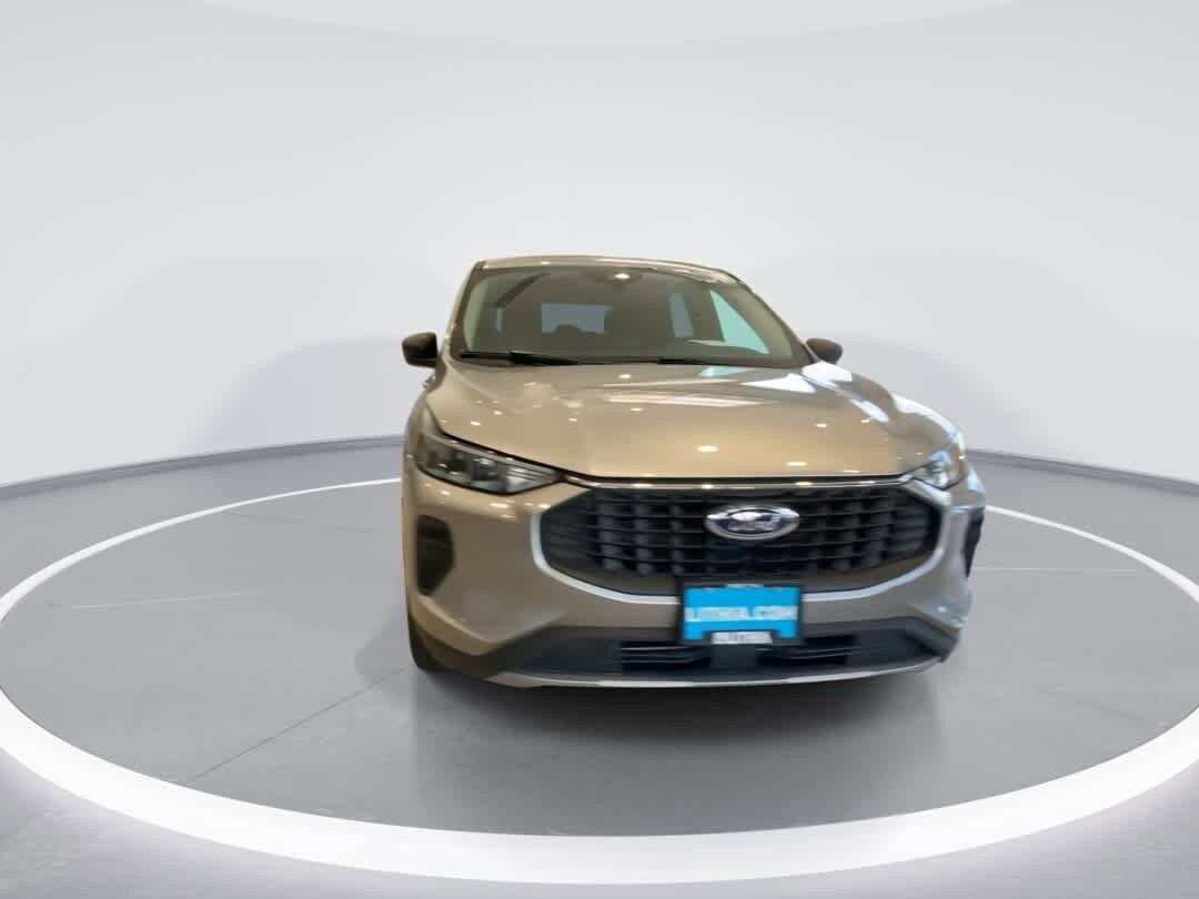 Thumbnail: 2024 Ford Escape - 3