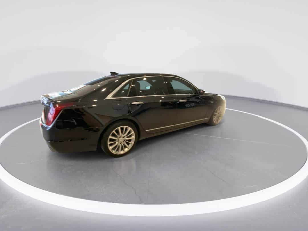 Thumbnail: 2017 Cadillac CT6 - 8