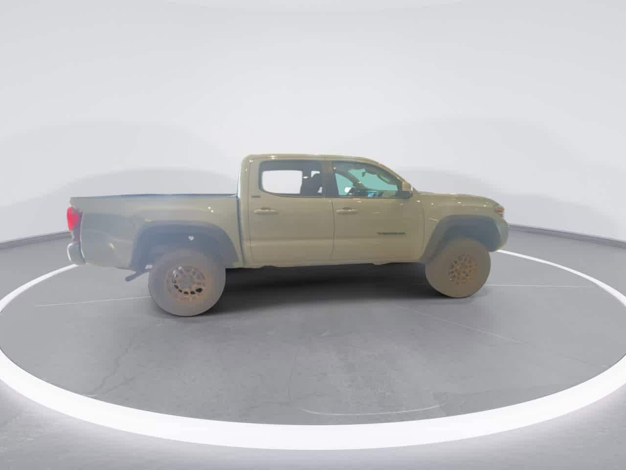 Thumbnail: 2022 Toyota Tacoma - 9