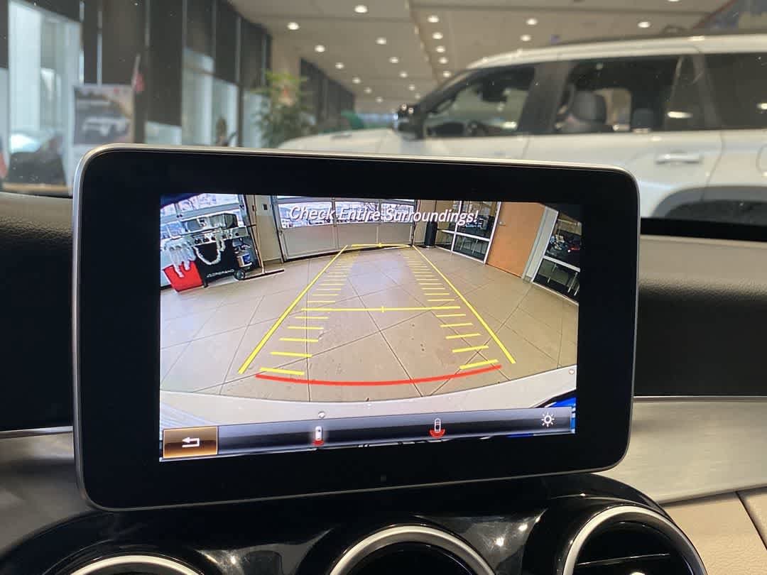 Thumbnail: 2015 Mercedes-Benz C-Class - 17