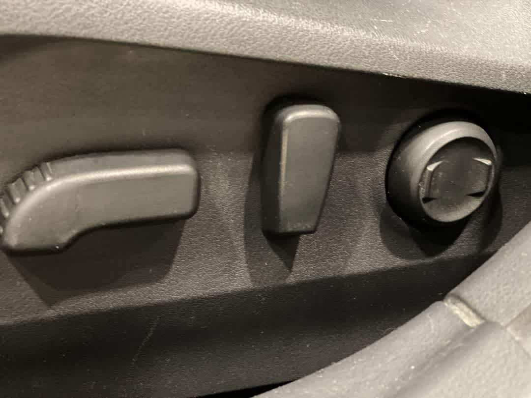 Thumbnail: 2022 Subaru Outback - 14