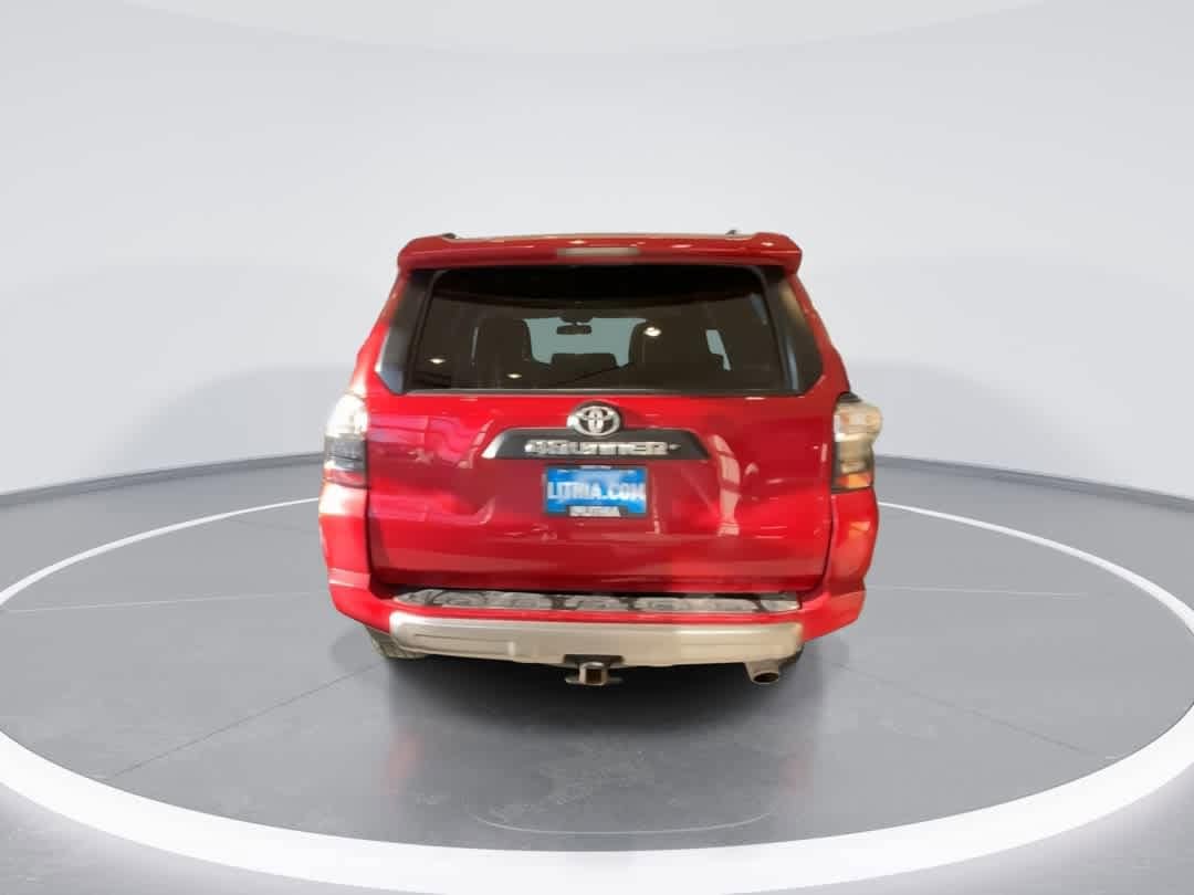 Thumbnail: 2017 Toyota 4Runner - 7