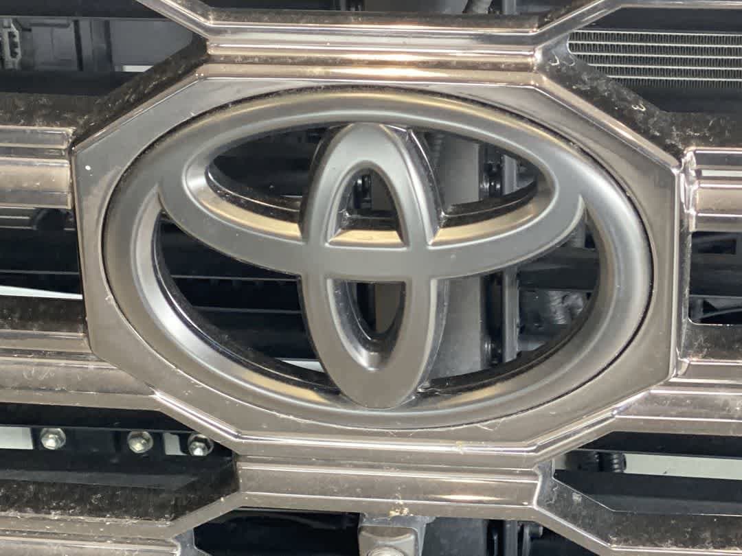 Thumbnail: 2024 Toyota Sequoia - 10