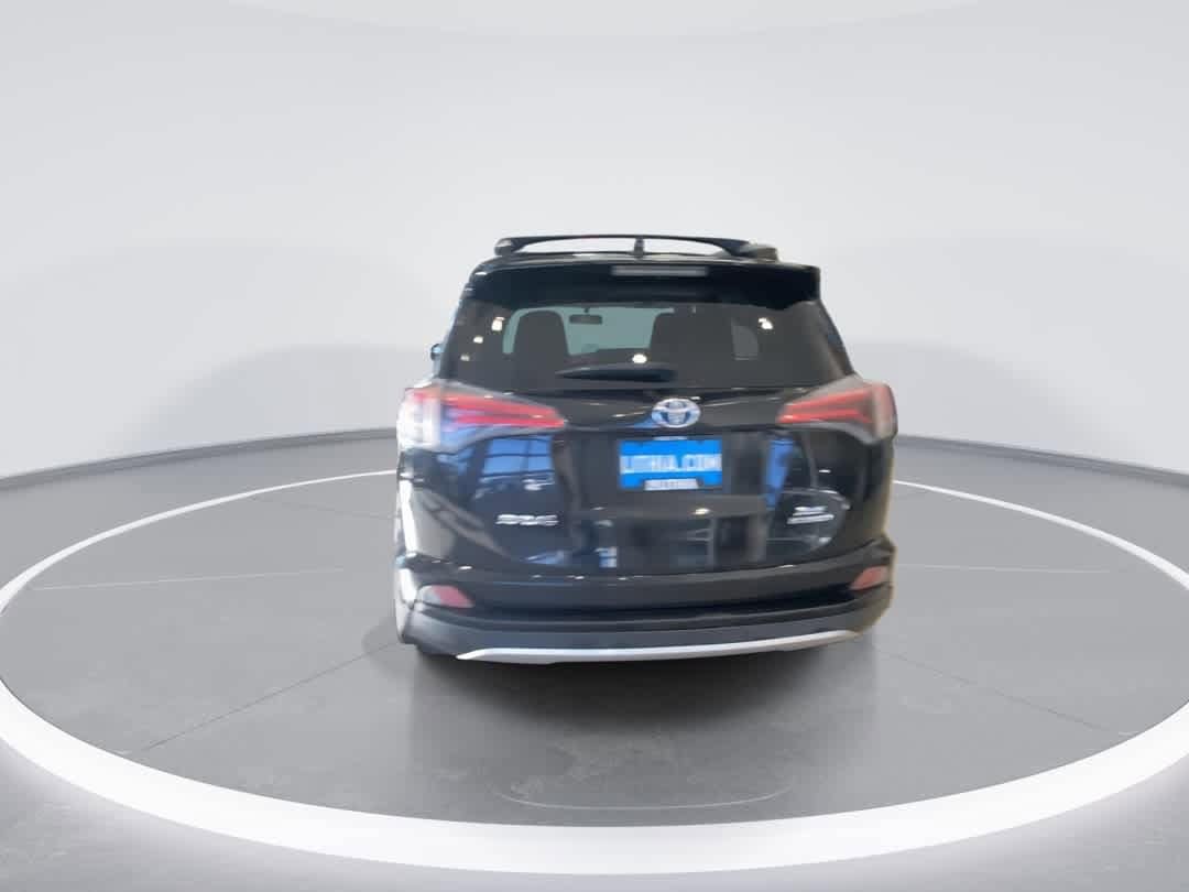 Thumbnail: 2016 Toyota RAV4 - 7