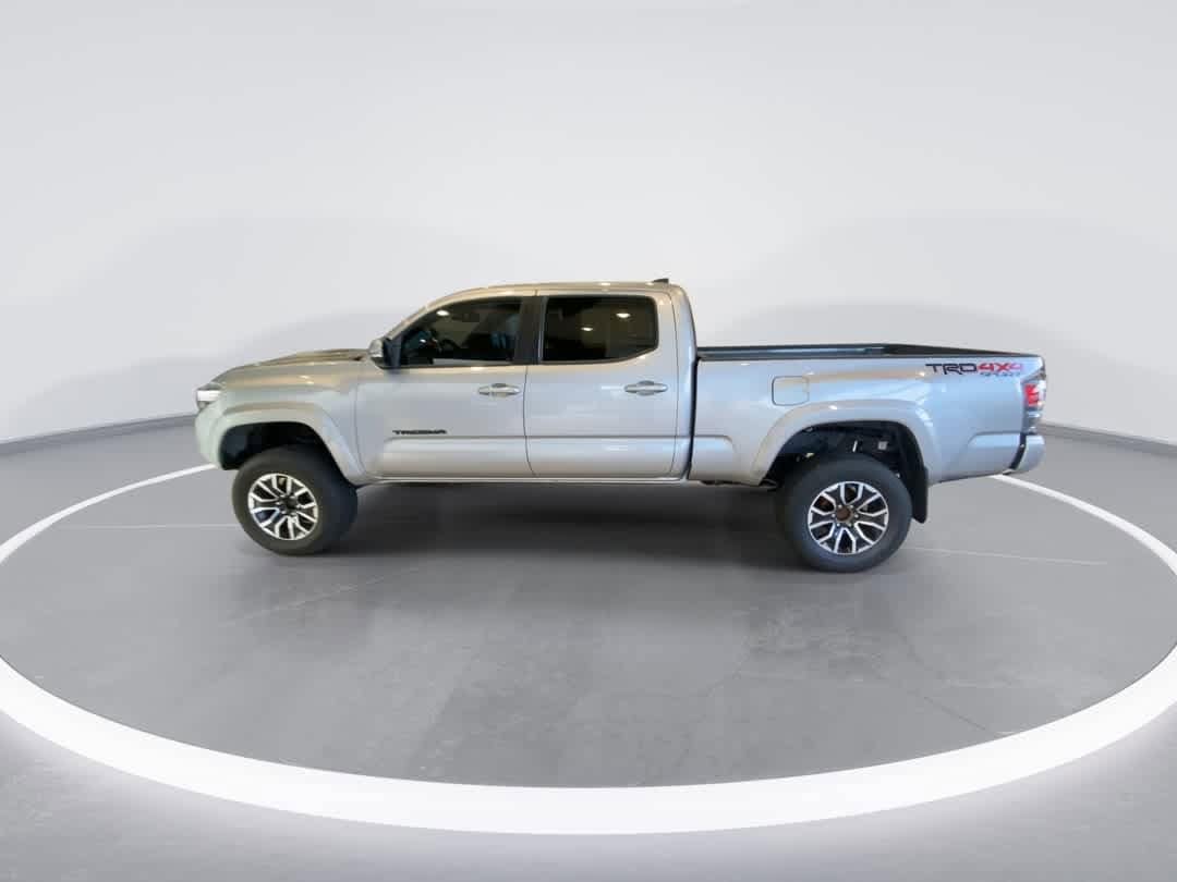 Thumbnail: 2020 Toyota Tacoma - 5