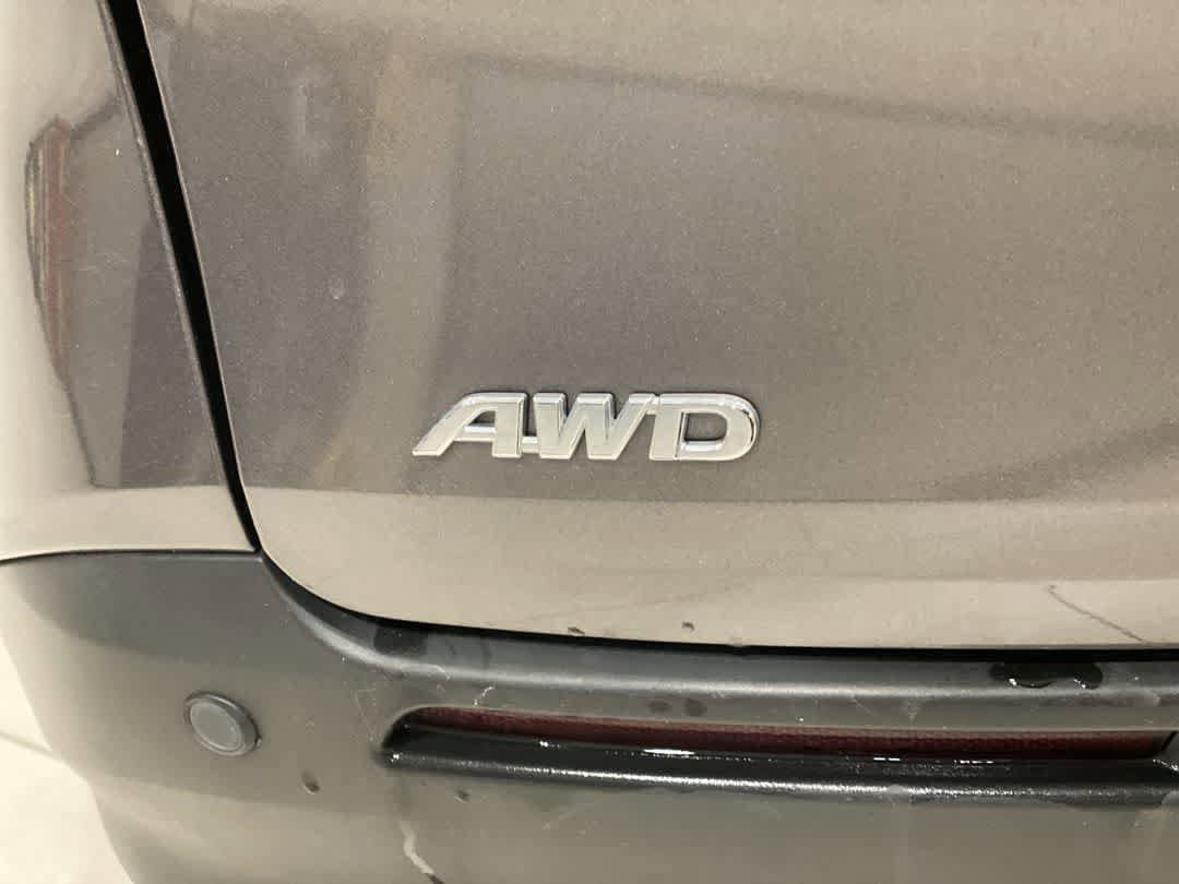 Thumbnail: 2024 Toyota Sienna - 11