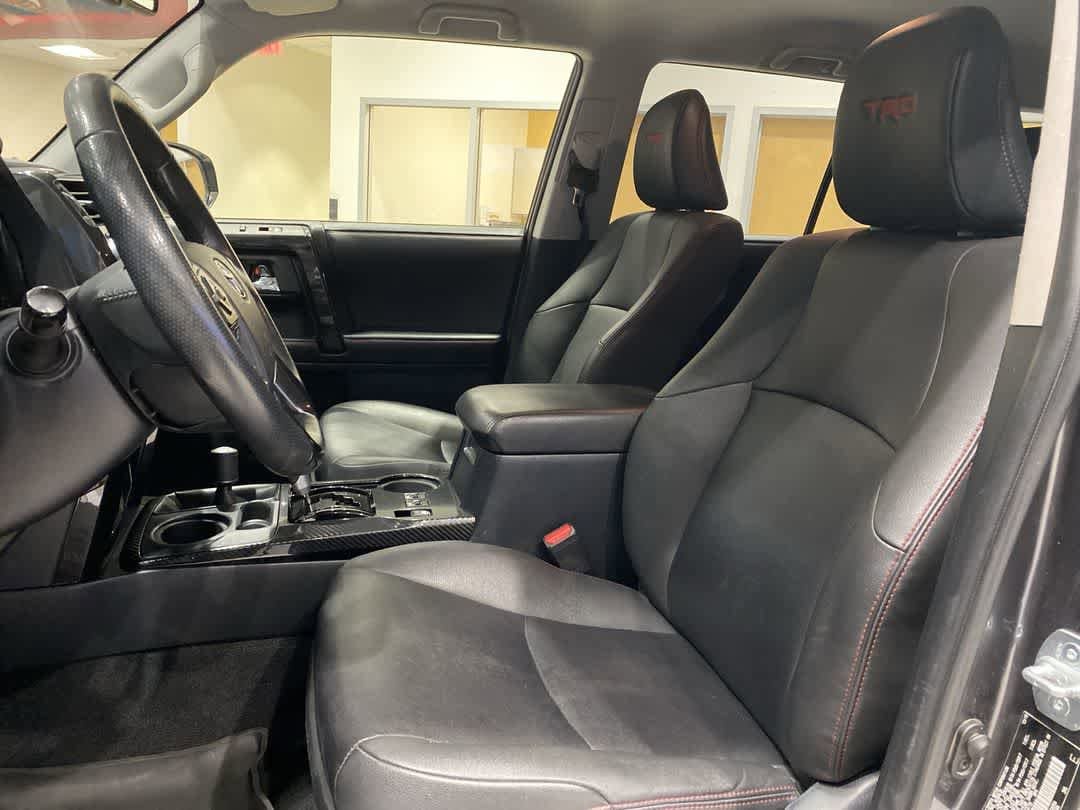 Thumbnail: 2019 Toyota 4Runner - 11