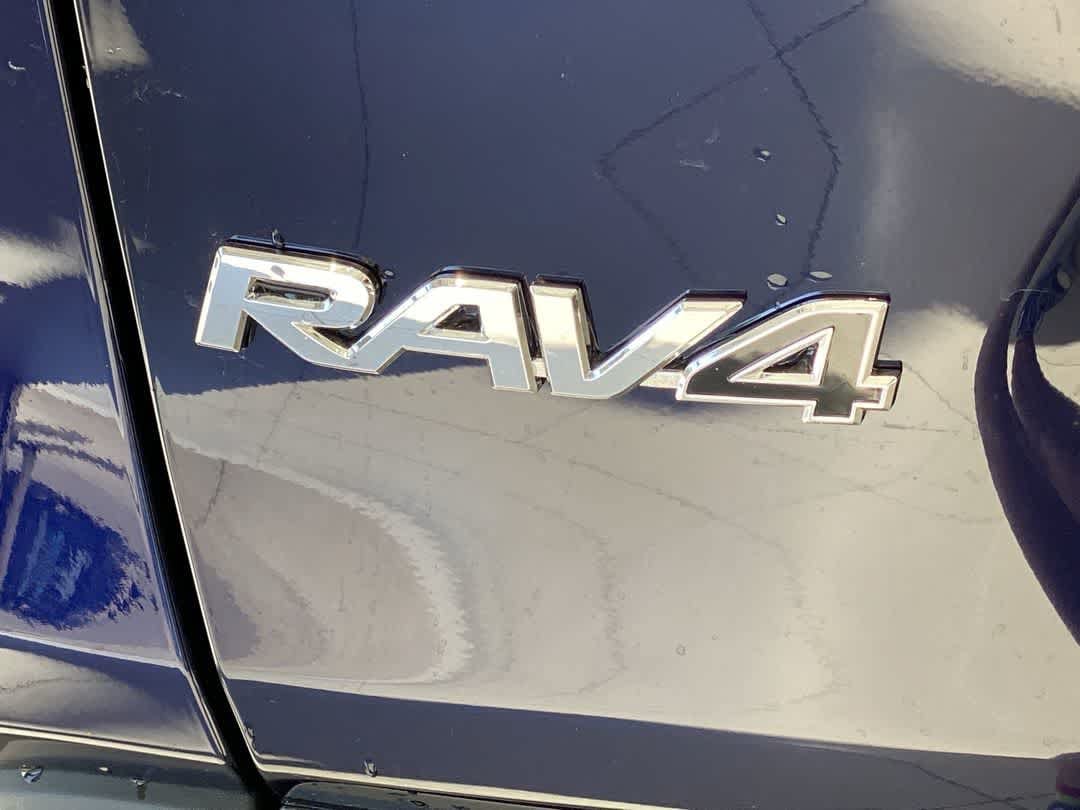 Thumbnail: 2025 Toyota RAV4 - 11