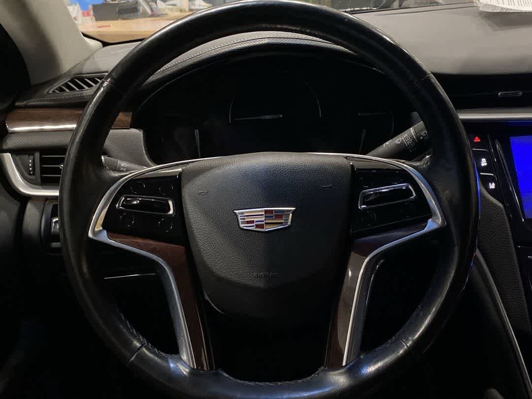 Thumbnail: 2017 Cadillac XTS - 17