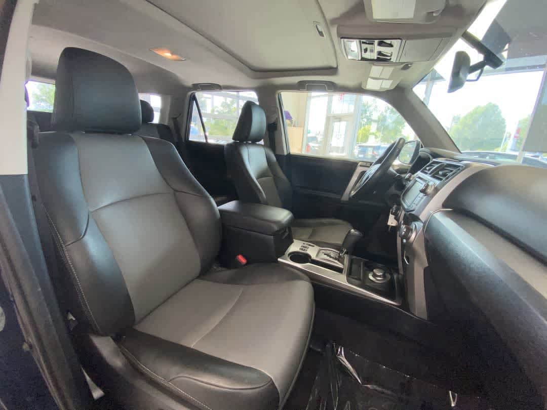 Thumbnail: 2019 Toyota 4Runner - 26