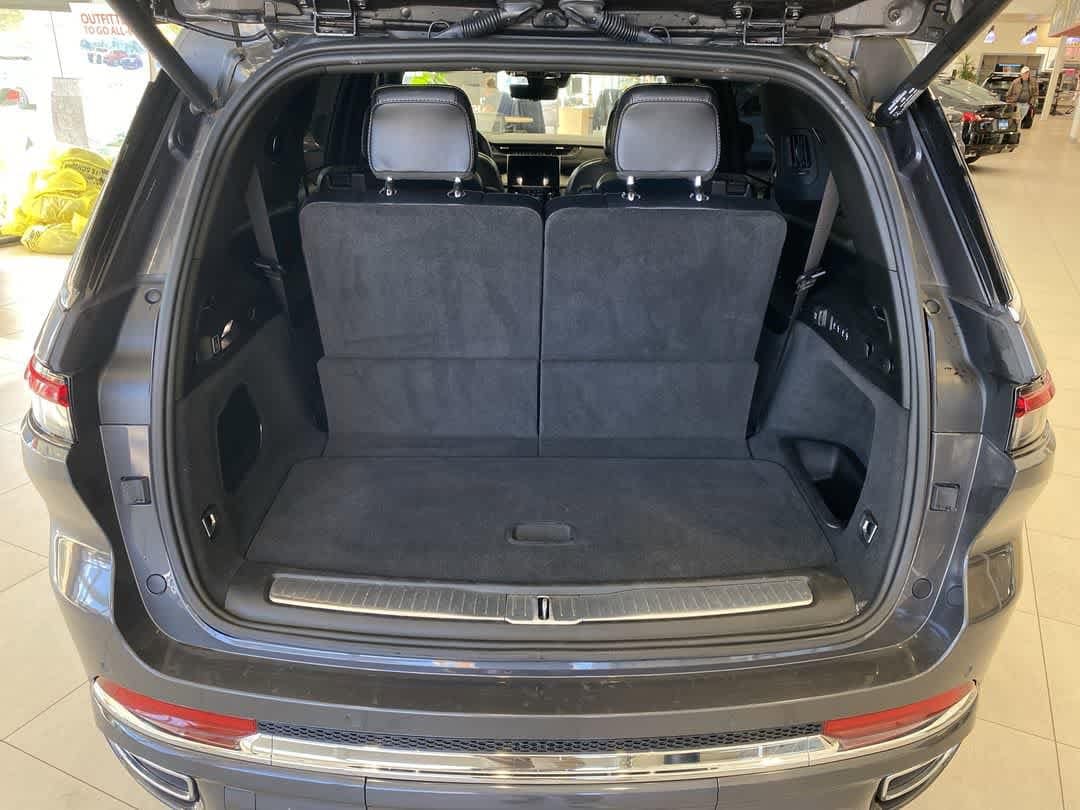 Thumbnail: 2022 Jeep Grand Cherokee - 25