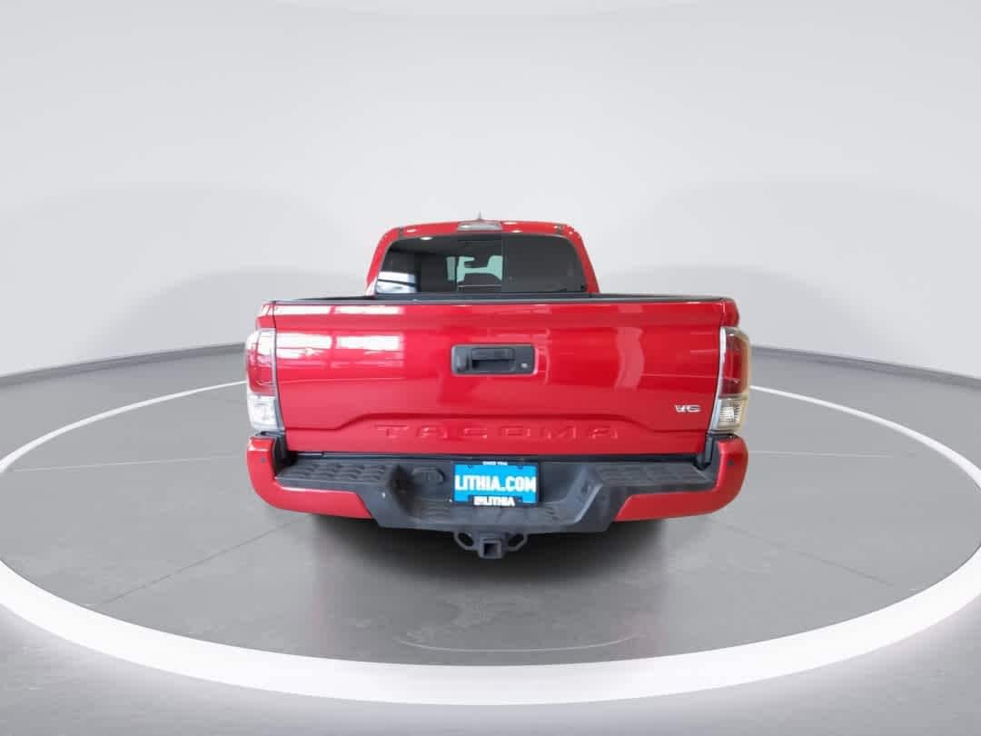 Thumbnail: 2021 Toyota Tacoma - 7