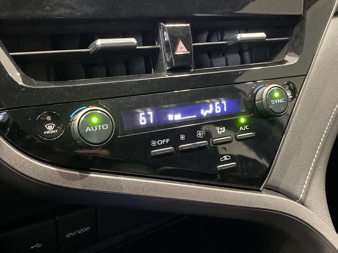 Thumbnail: 2022 Toyota Camry - 19