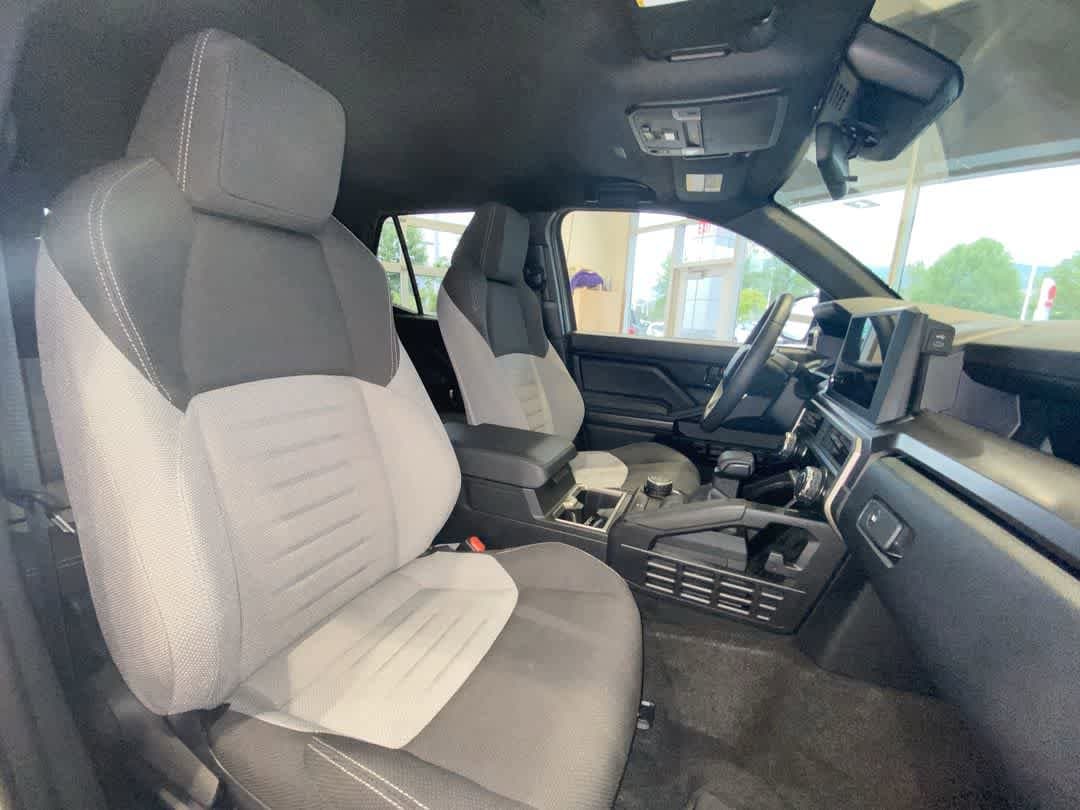 Thumbnail: 2025 Toyota 4Runner - 26