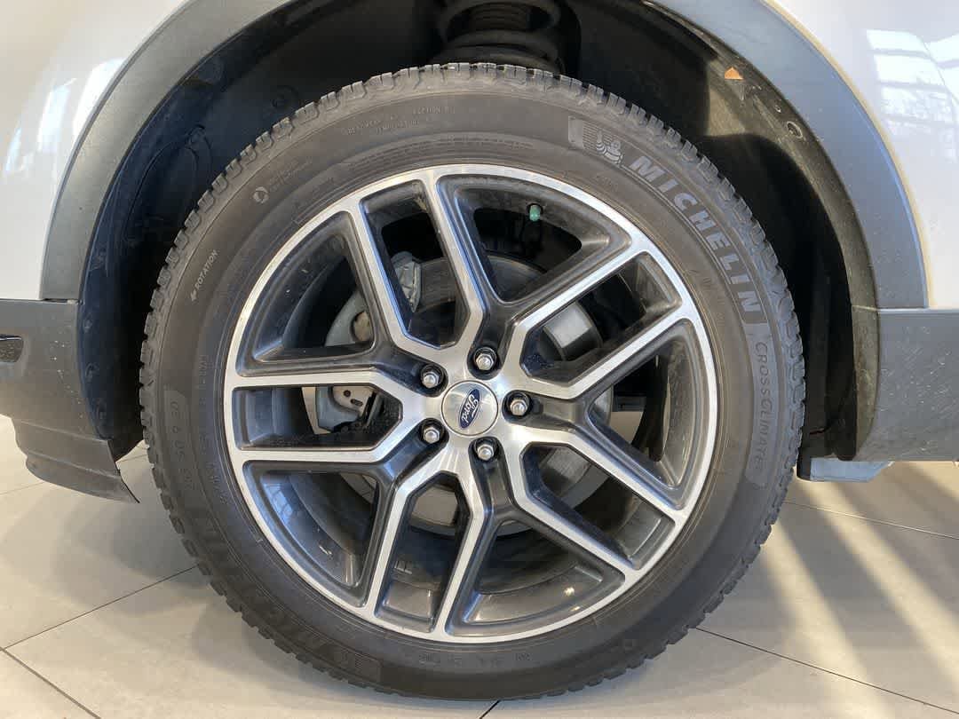 Thumbnail: 2019 Ford Explorer - 10