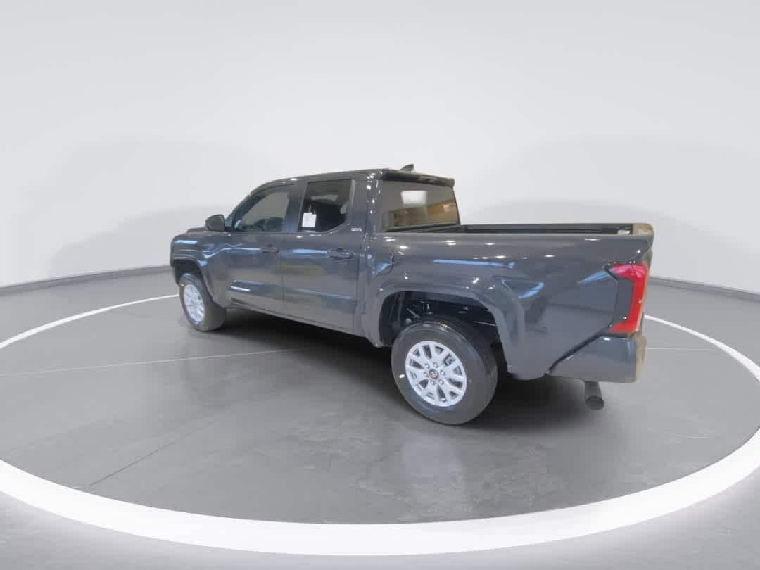 Thumbnail: 2025 Toyota Tacoma - 6