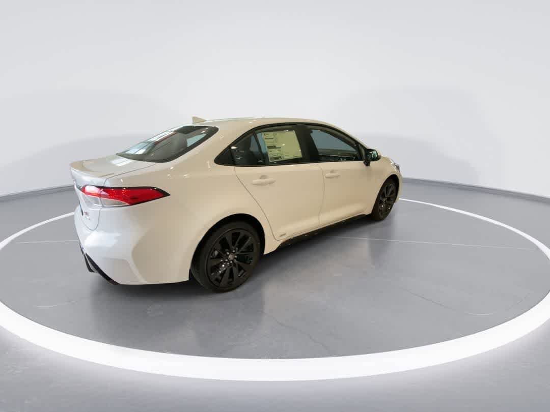 Thumbnail: 2025 Toyota Corolla - 8