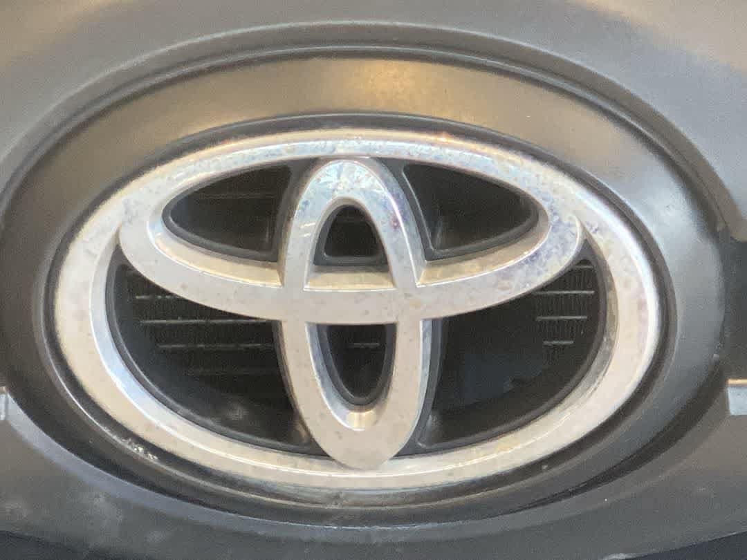 Thumbnail: 2006 Toyota Tacoma - 10