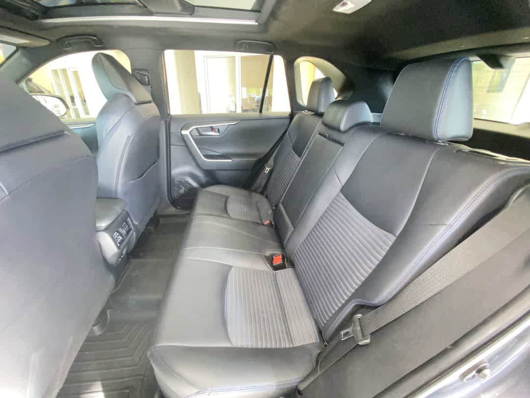 Thumbnail: 2020 Toyota RAV4 - 26