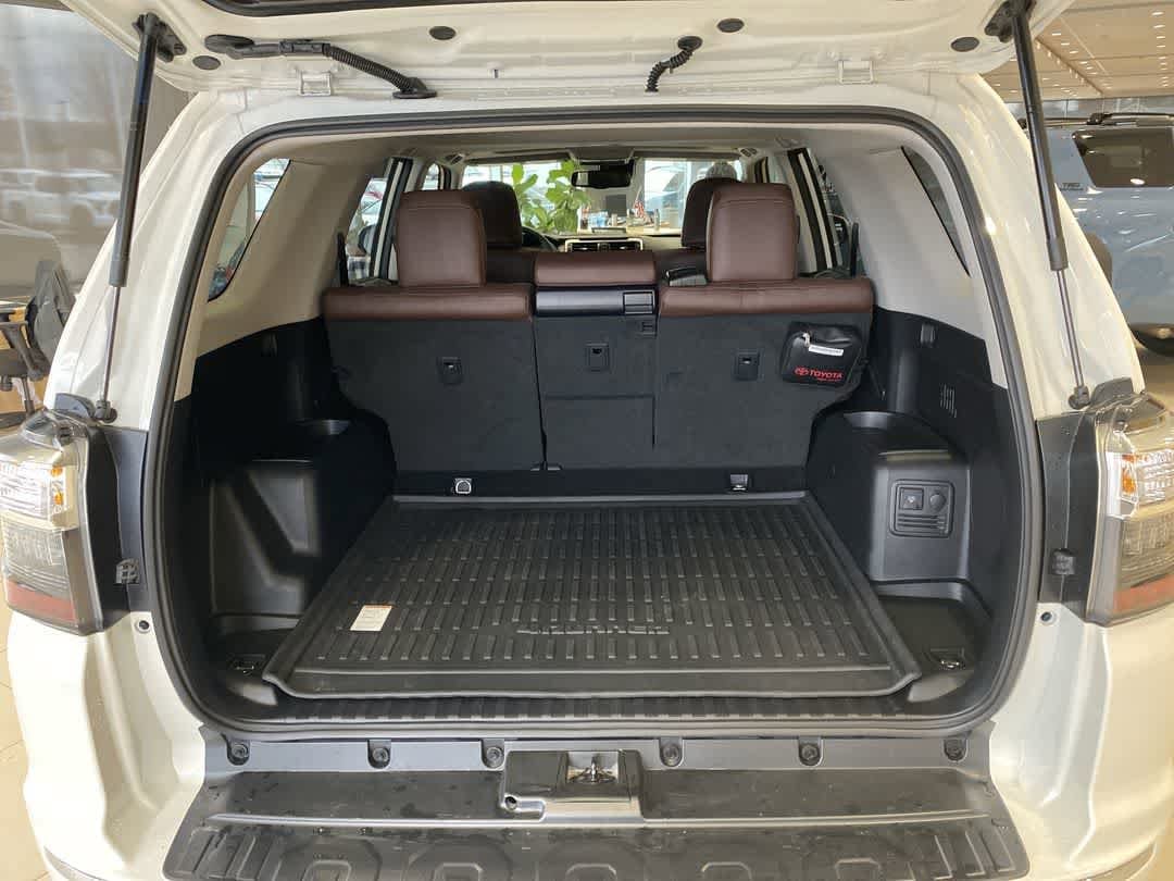 Thumbnail: 2022 Toyota 4Runner - 24