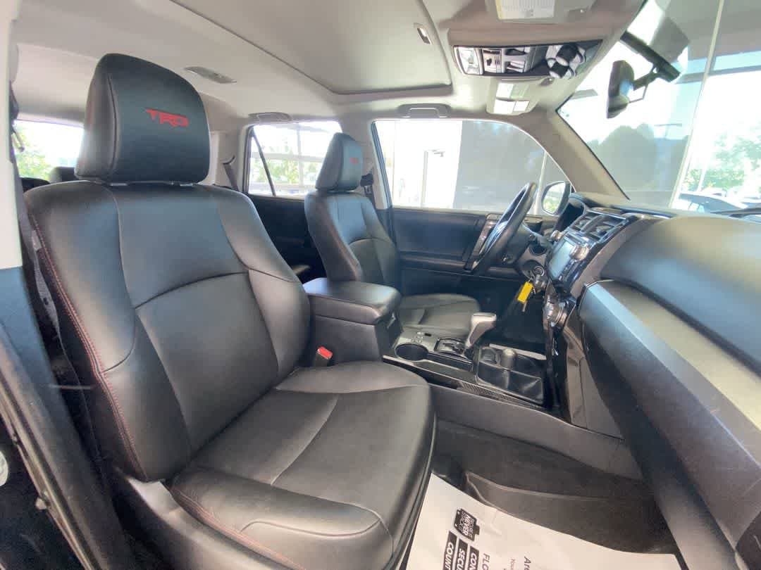 Thumbnail: 2019 Toyota 4Runner - 26