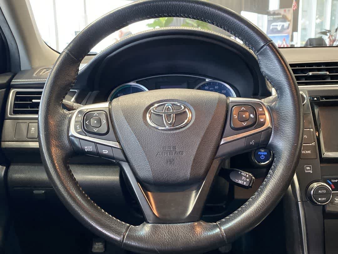 Thumbnail: 2017 Toyota Camry - 17