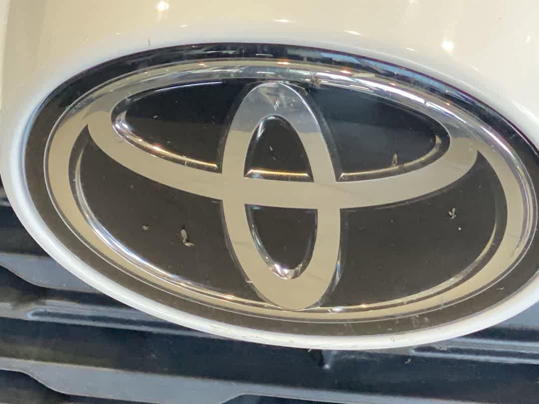 Thumbnail: 2025 Toyota RAV4 - 10