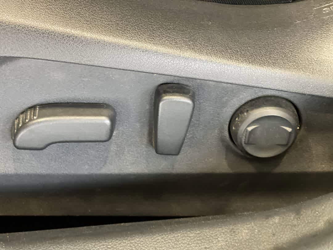 Thumbnail: 2023 Subaru Outback - 15