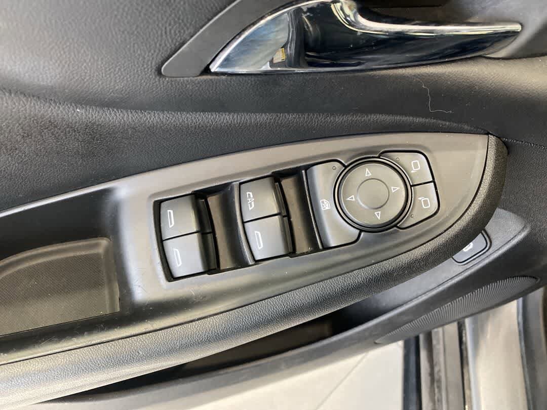 2018 Chevrolet Volt LT 15