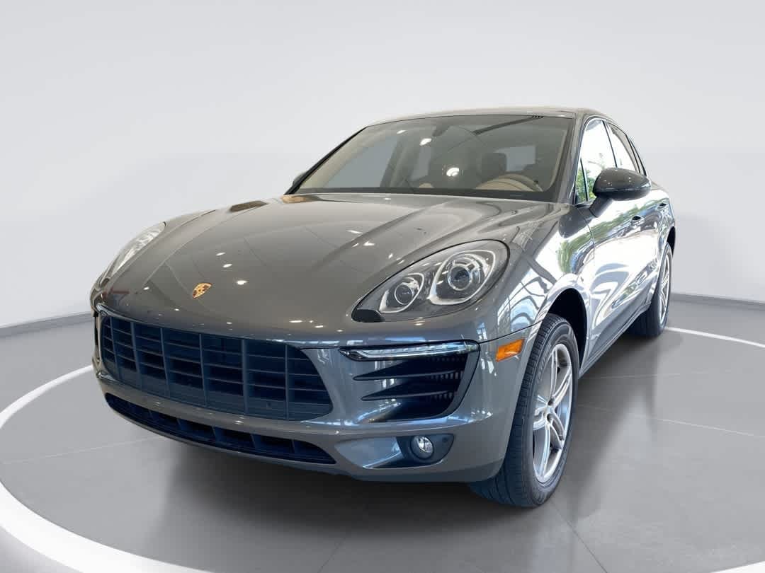2016 Porsche Macan S's photo