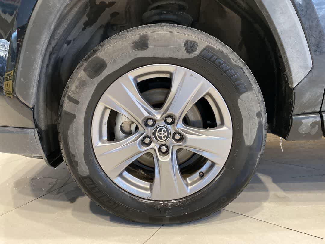 Thumbnail: 2025 Toyota RAV4 - 10