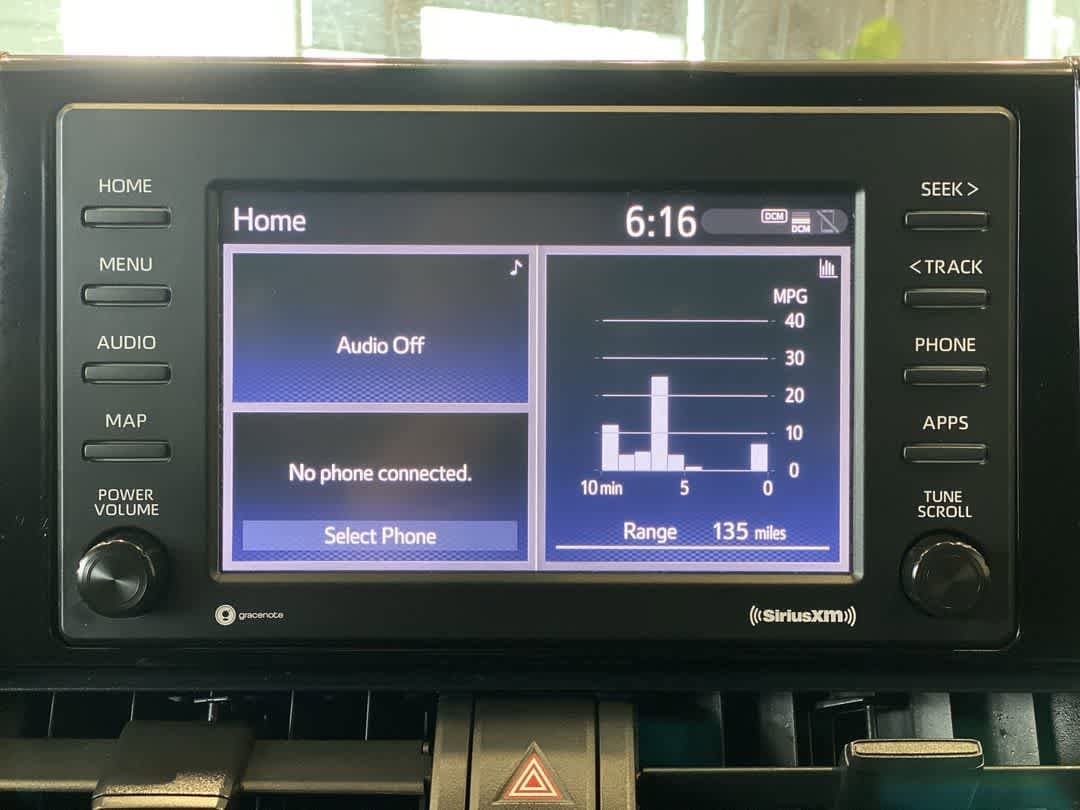 Thumbnail: 2021 Toyota RAV4 - 19