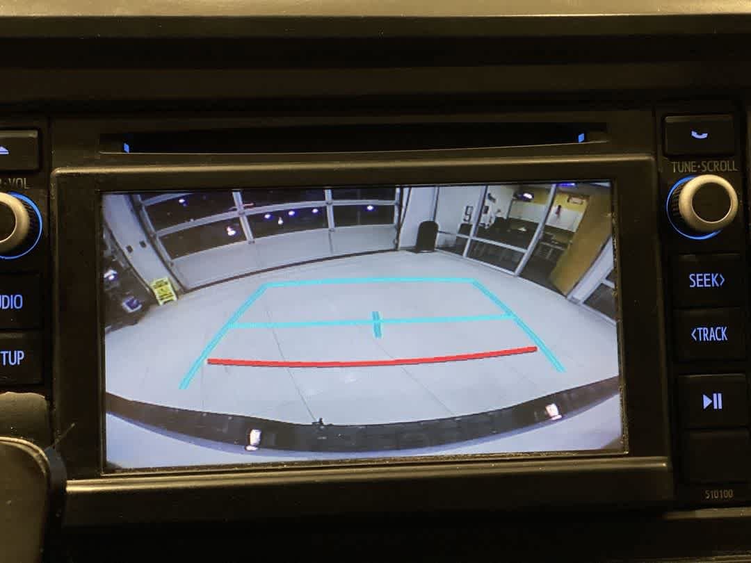 Thumbnail: 2017 Toyota Tacoma - 19