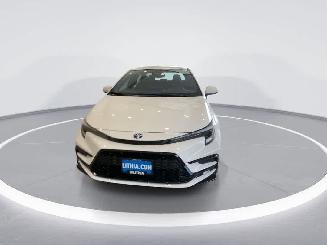 Thumbnail: 2025 Toyota Corolla - 3
