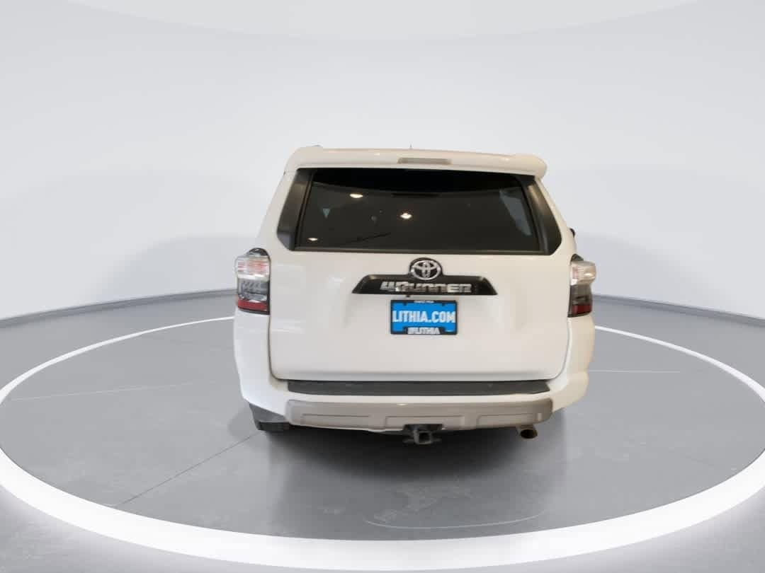 Thumbnail: 2021 Toyota 4Runner - 7