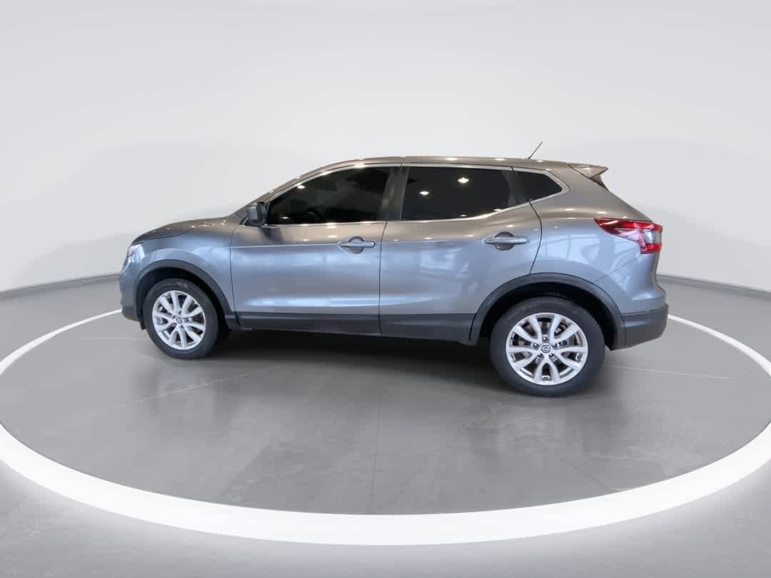 Thumbnail: 2021 Nissan Rogue Sport - 5